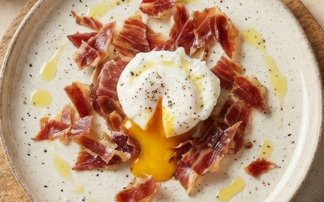 Alcachofas ALSUR con huevo cremoso, jamón y sal trufada